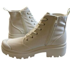 NIB Palladium Women’s White Pallabase Twill Boot Chunky Sole Vegan - Size 11